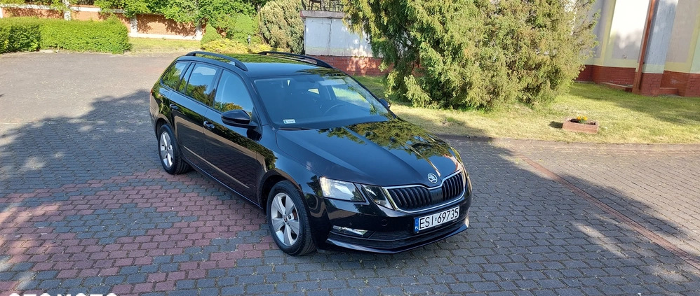 Skoda Octavia cena 44900 przebieg: 183500, rok produkcji 2018 z Sierpc małe 562